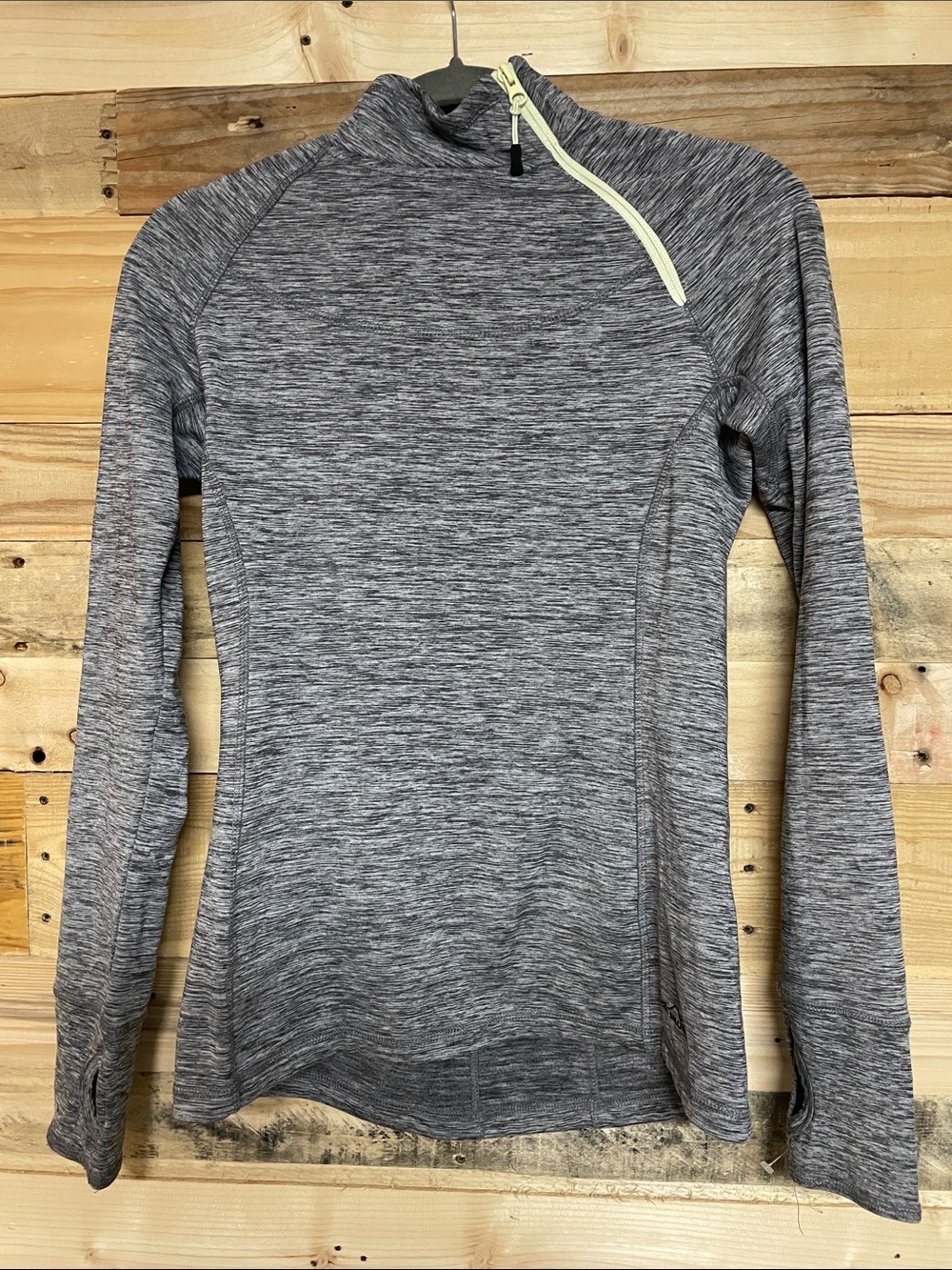 Eddie Bauer Gray Heathered Long-Sleeve Zip-Neck Top- Small
